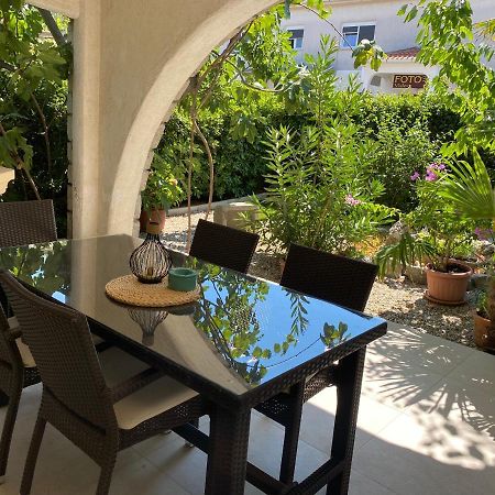Apartments Orsic Krk Town Exterior photo