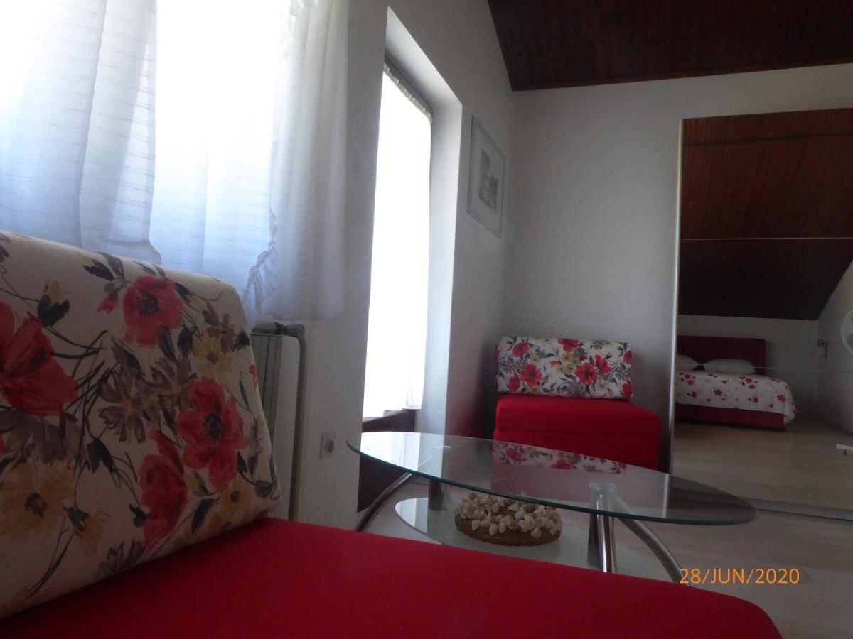 Apartments Orsic Krk Town Exterior photo
